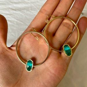 NEVER WORN Kendra Scott Green Hoop Earrings 💚